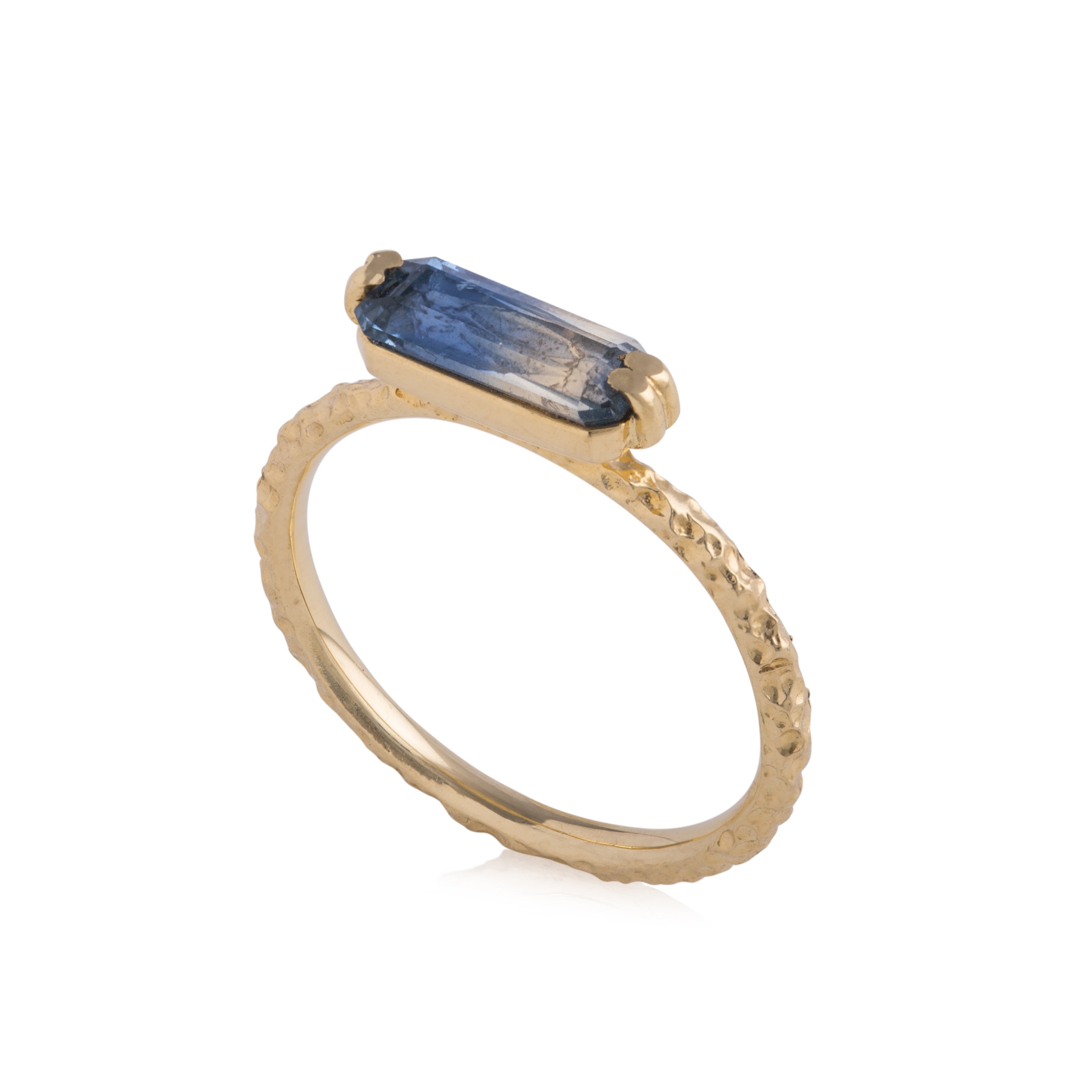 Indigo Dawn Gold Ring with Bi-Colour Sapphire