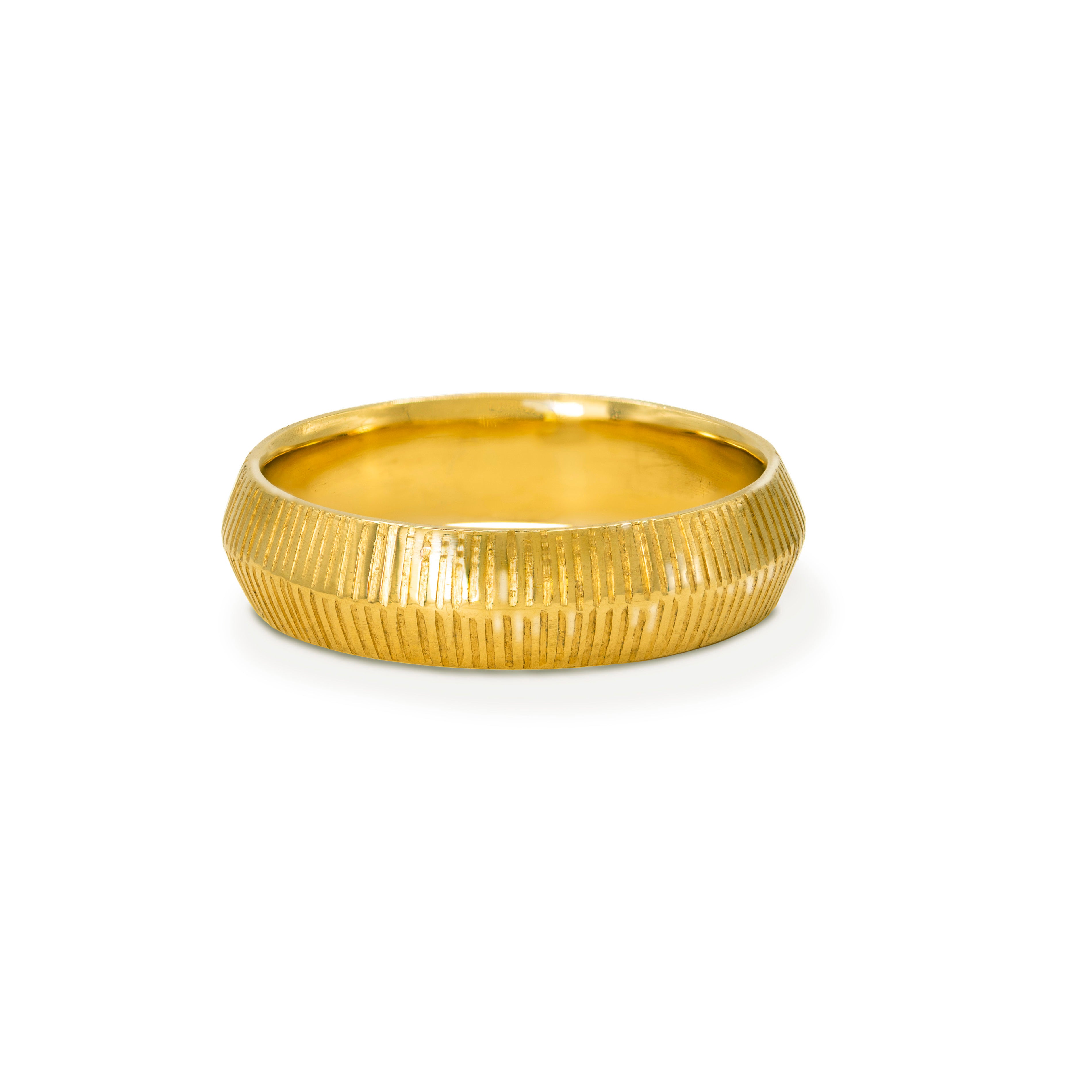 Gold Shaped Wedding Ring with Linea Engraving